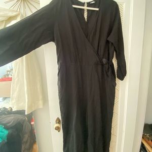 Black linen-type jumpsuit